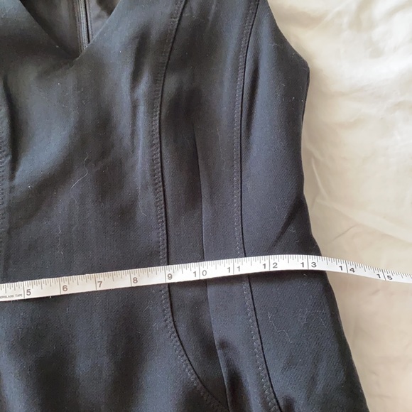 BR Black V-neck Fit & Flare A-line Dress 00P/XXSP - Picture 10 of 13